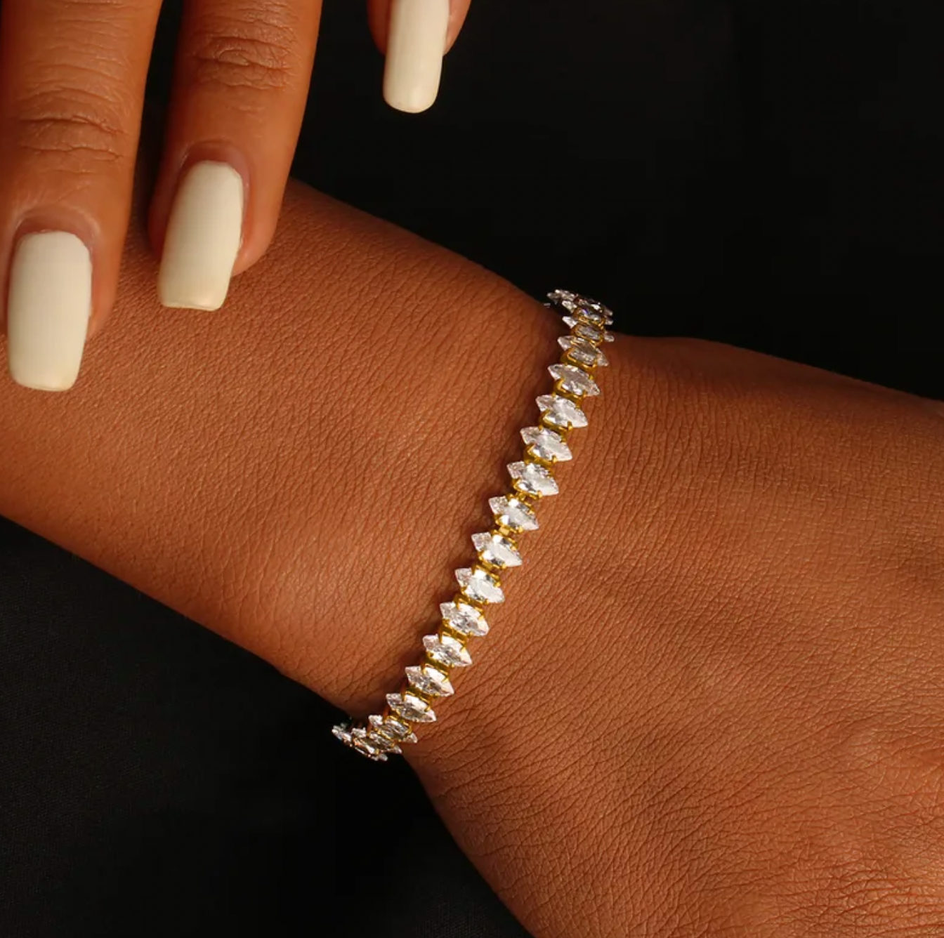 Oval Zircon Stainless Steel Bracelet for Women